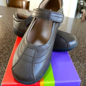 Stride Rite Brown Mary Janes